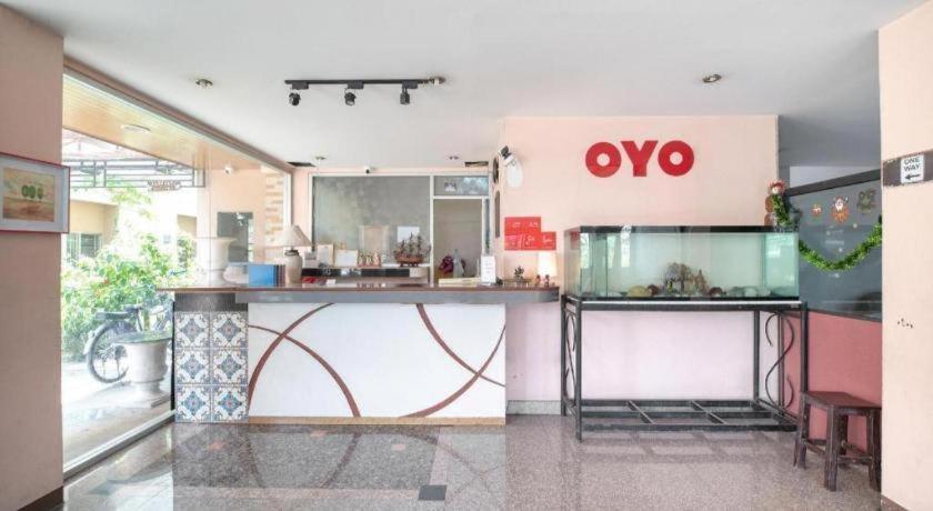 Hotel Oyo 519 B Min Airport à Bangkok Extérieur photo